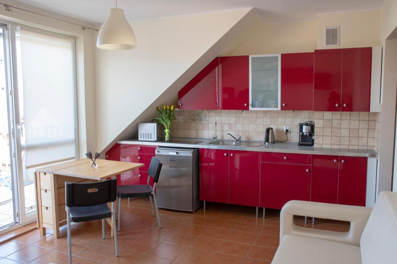 Apartament Apartament z balkonem i parkingiem Rewal Zewnętrze zdjęcie